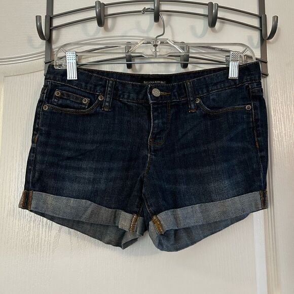 Banana Republic Denim shorts EUC sz 26 / 2 medium Wash jean women’s - Picture 1 of 12